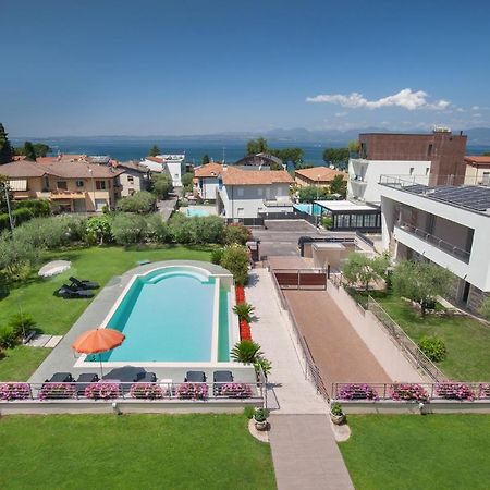 Villa Aurora-Holiday Home Apt3 Bardolino Exterior foto